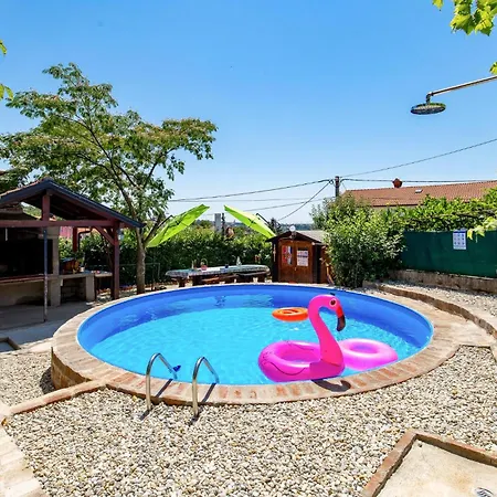 5 Bedroom Lovely In * Viskovo