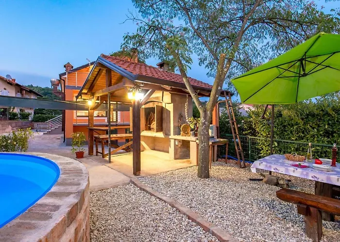 Lejlighed 5 Bedroom Amazing In
