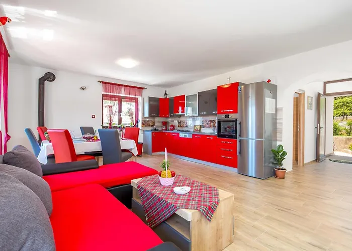 5 Bedroom Amazing In Διαμέρισμα