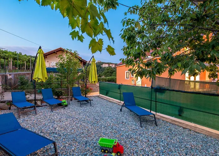 Lejlighed 5 Bedroom Amazing In Viskovo